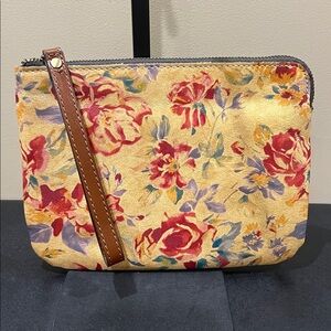 Patricia Nash | Cassini Leather Wristlet in “Aegean Blooms”